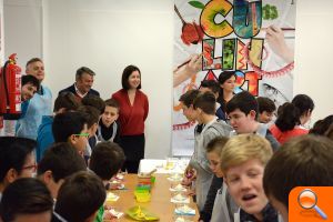 Unos 400 escolares de Xàbia aprenden cocina saludable y arte en los talleres Culinart - (foto 3)